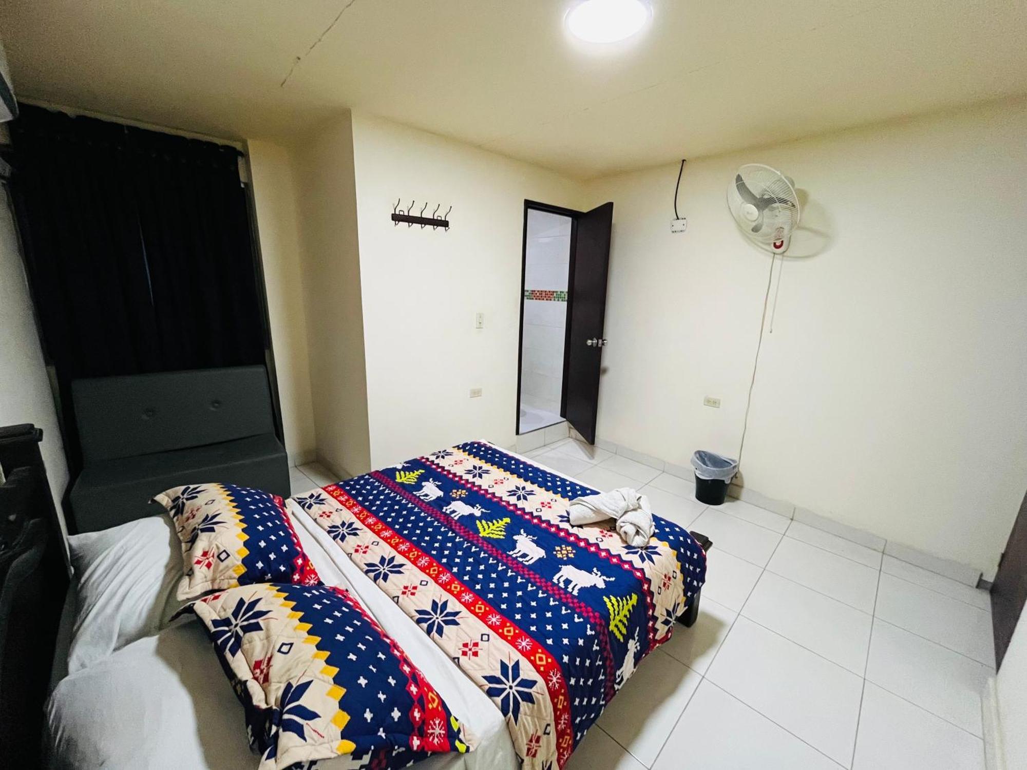 Merkezi Saray Villavieja Exterior foto