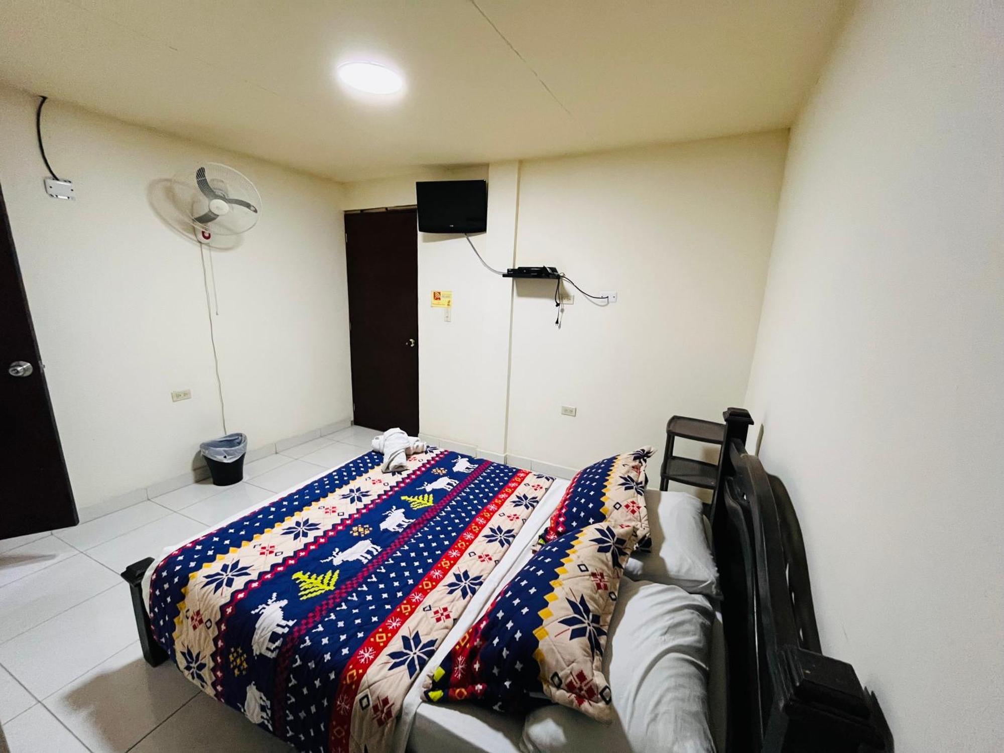 Merkezi Saray Villavieja Exterior foto